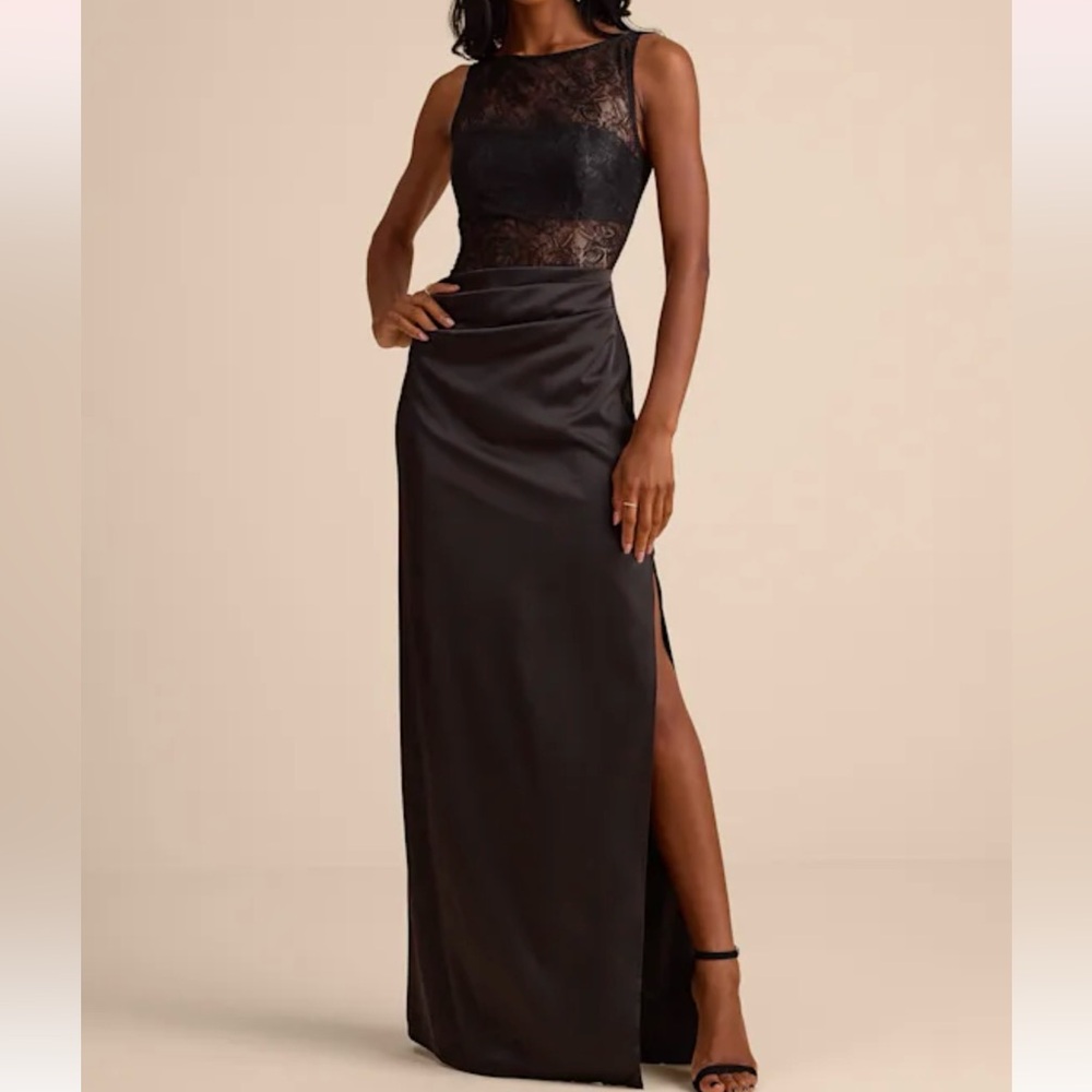 Akasha Black Sheer Lace Mixed-Media Maxi Dress